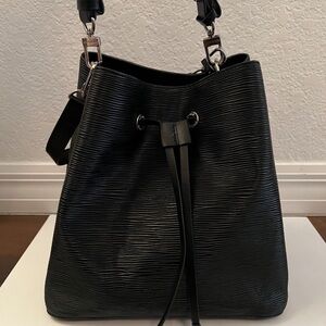 Louis Vuitton Black Epi Leather Shoulder Bag Handbag